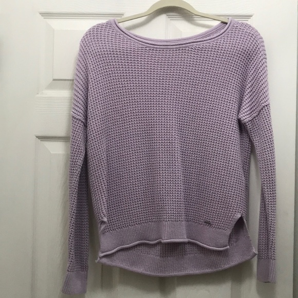 Hollister lavender long sleeve top - Picture 1 of 3